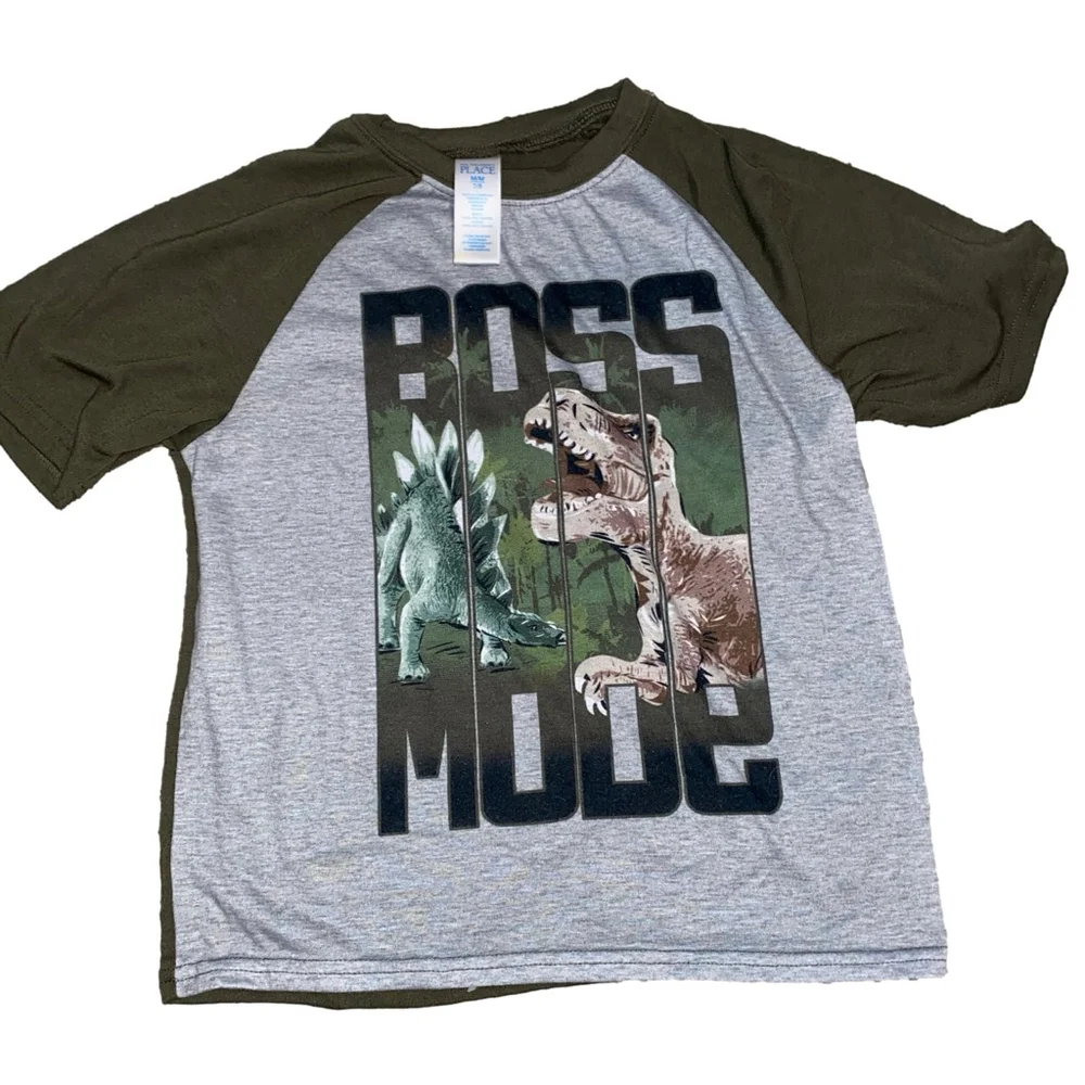 Boys The Children's Place Jurassic World T-Rex T-shirt Size M Gray and Green